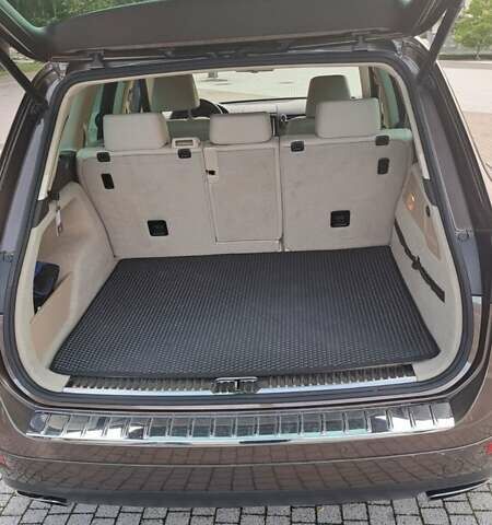 Коричневий Фольксваген Туарег, об'ємом двигуна 3.6 л та пробігом 201 тис. км за 12500 $, фото 2 на Automoto.ua