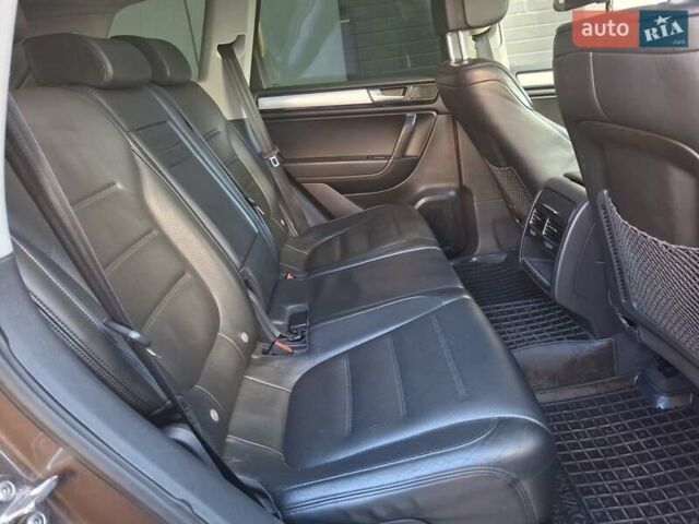 Коричневый Фольксваген Туарег, объемом двигателя 2.97 л и пробегом 295 тыс. км за 21499 $, фото 53 на Automoto.ua