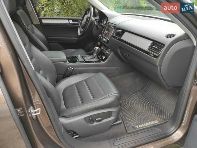 Коричневый Фольксваген Туарег, объемом двигателя 2.97 л и пробегом 211 тыс. км за 16500 $, фото 26 на Automoto.ua