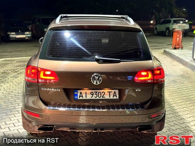 Коричневый Фольксваген Туарег, объемом двигателя 3 л и пробегом 0 тыс. км за 18000 $, фото 1 на Automoto.ua