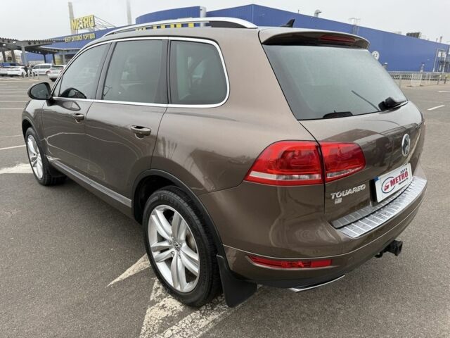 Коричневый Фольксваген Туарег, объемом двигателя 3 л и пробегом 213 тыс. км за 18000 $, фото 4 на Automoto.ua