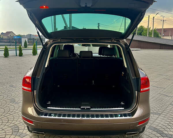 Коричневий Фольксваген Туарег, об'ємом двигуна 3 л та пробігом 222 тис. км за 17900 $, фото 16 на Automoto.ua