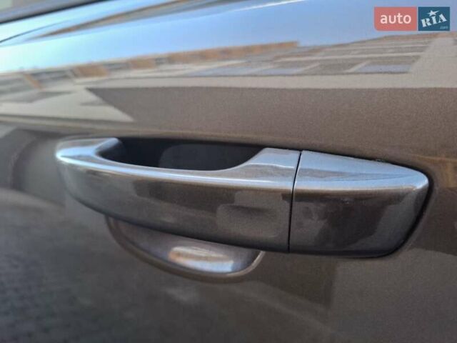 Коричневый Фольксваген Туарег, объемом двигателя 2.97 л и пробегом 295 тыс. км за 21499 $, фото 25 на Automoto.ua