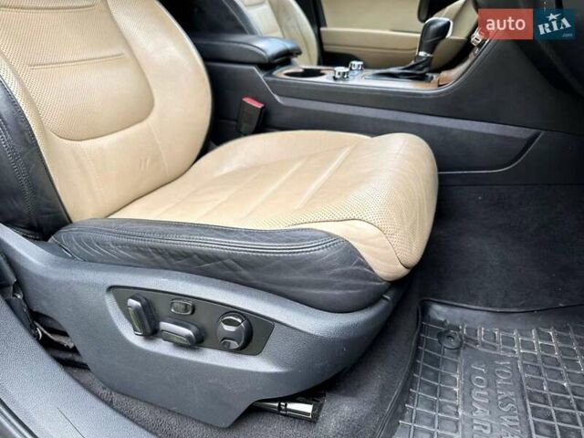 Коричневый Фольксваген Туарег, объемом двигателя 4.13 л и пробегом 294 тыс. км за 16999 $, фото 17 на Automoto.ua