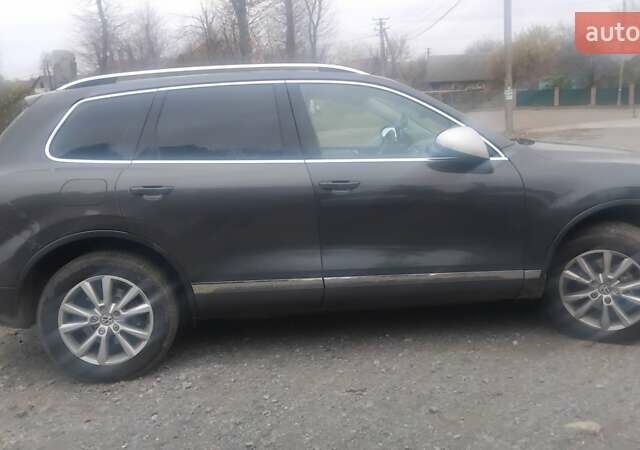 Коричневый Фольксваген Туарег, объемом двигателя 2.97 л и пробегом 288 тыс. км за 17200 $, фото 4 на Automoto.ua