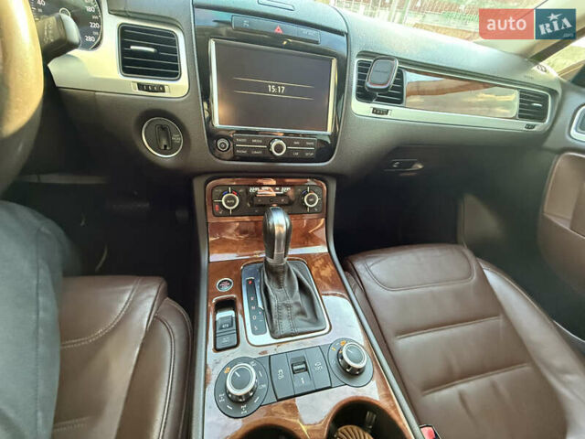 Коричневый Фольксваген Туарег, объемом двигателя 2.97 л и пробегом 151 тыс. км за 24990 $, фото 19 на Automoto.ua