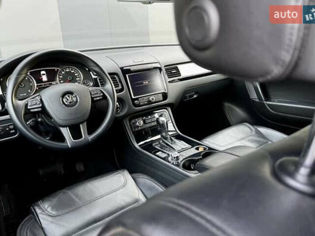 Коричневий Фольксваген Туарег, об'ємом двигуна 2.97 л та пробігом 272 тис. км за 17000 $, фото 6 на Automoto.ua