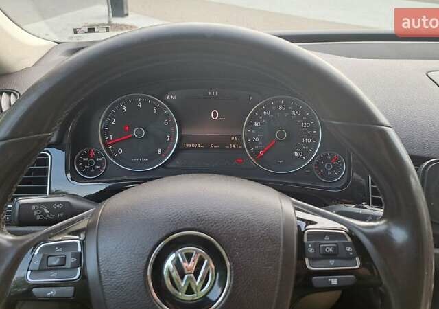 Коричневий Фольксваген Туарег, об'ємом двигуна 3.6 л та пробігом 201 тис. км за 12500 $, фото 11 на Automoto.ua