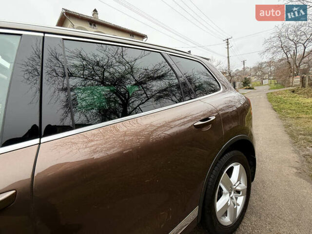 Коричневый Фольксваген Туарег, объемом двигателя 3 л и пробегом 225 тыс. км за 17999 $, фото 63 на Automoto.ua