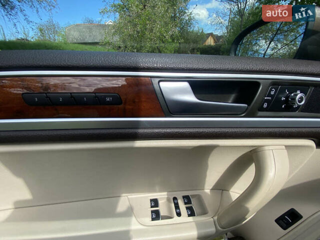 Коричневий Фольксваген Туарег, об'ємом двигуна 2.97 л та пробігом 348 тис. км за 20500 $, фото 28 на Automoto.ua