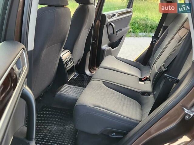 Коричневий Фольксваген Туарег, об'ємом двигуна 2.97 л та пробігом 130 тис. км за 22300 $, фото 30 на Automoto.ua