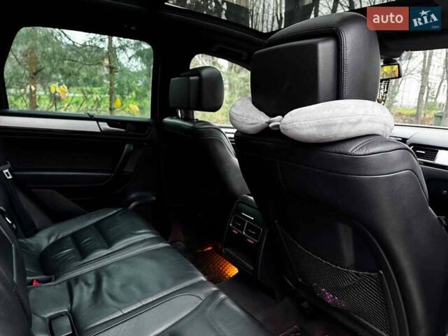 Коричневий Фольксваген Туарег, об'ємом двигуна 3 л та пробігом 296 тис. км за 19390 $, фото 30 на Automoto.ua