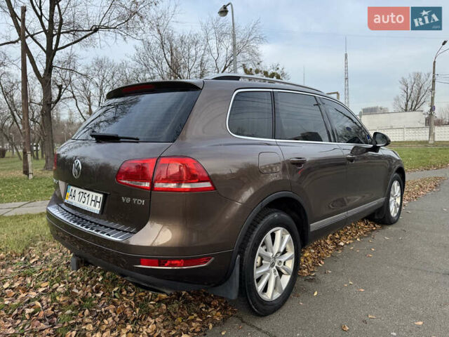 Коричневий Фольксваген Туарег, об'ємом двигуна 3 л та пробігом 550 тис. км за 14100 $, фото 3 на Automoto.ua