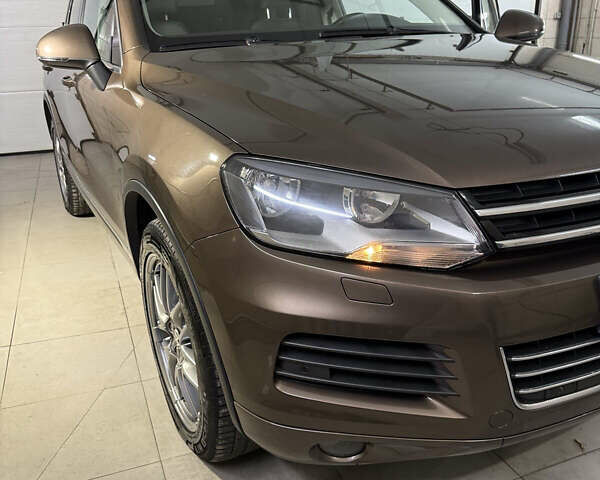 Коричневый Фольксваген Туарег, объемом двигателя 2.97 л и пробегом 174 тыс. км за 18500 $, фото 7 на Automoto.ua