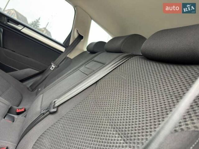 Коричневий Фольксваген Туарег, об'ємом двигуна 0 л та пробігом 199 тис. км за 15999 $, фото 37 на Automoto.ua