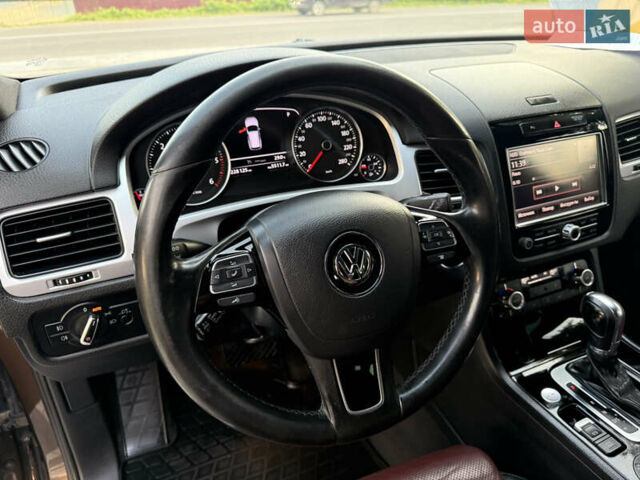 Коричневый Фольксваген Туарег, объемом двигателя 2.97 л и пробегом 228 тыс. км за 18200 $, фото 12 на Automoto.ua