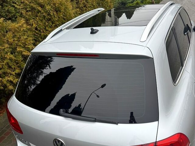 Коричневий Фольксваген Туарег, об'ємом двигуна 2 л та пробігом 345 тис. км за 16500 $, фото 2 на Automoto.ua