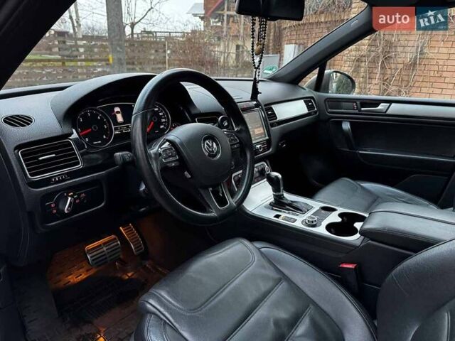 Коричневий Фольксваген Туарег, об'ємом двигуна 3 л та пробігом 296 тис. км за 19390 $, фото 12 на Automoto.ua