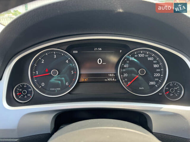 Коричневый Фольксваген Туарег, объемом двигателя 2.97 л и пробегом 214 тыс. км за 17490 $, фото 22 на Automoto.ua