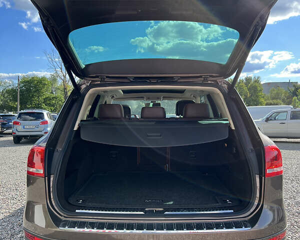 Коричневий Фольксваген Туарег, об'ємом двигуна 3 л та пробігом 251 тис. км за 20900 $, фото 21 на Automoto.ua