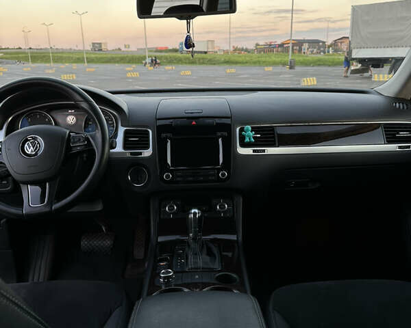 Коричневый Фольксваген Туарег, объемом двигателя 3 л и пробегом 192 тыс. км за 23500 $, фото 19 на Automoto.ua