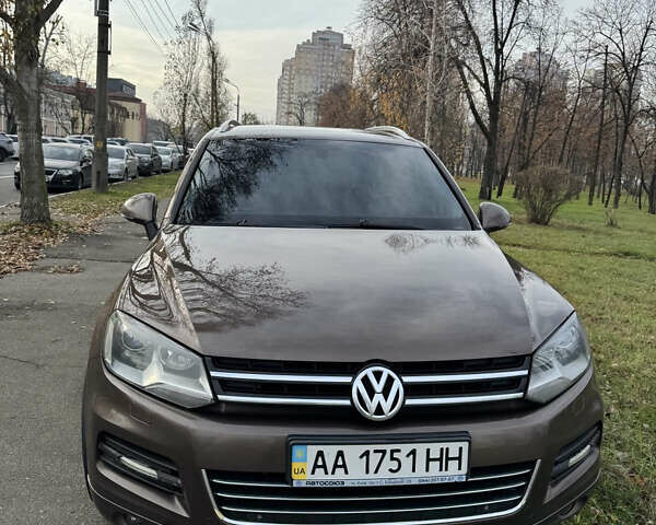 Коричневий Фольксваген Туарег, об'ємом двигуна 3 л та пробігом 550 тис. км за 14100 $, фото 1 на Automoto.ua
