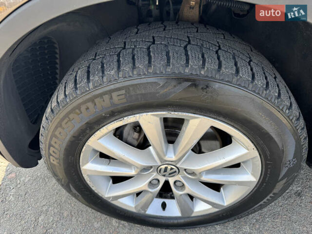 Коричневый Фольксваген Туарег, объемом двигателя 2.97 л и пробегом 214 тыс. км за 17490 $, фото 11 на Automoto.ua