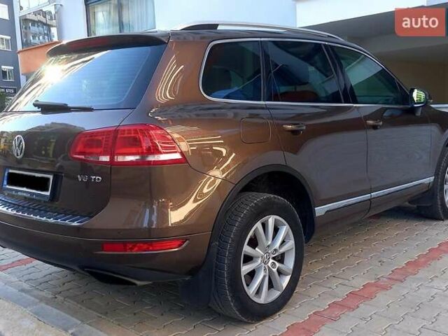Коричневий Фольксваген Туарег, об'ємом двигуна 2.97 л та пробігом 227 тис. км за 19000 $, фото 3 на Automoto.ua