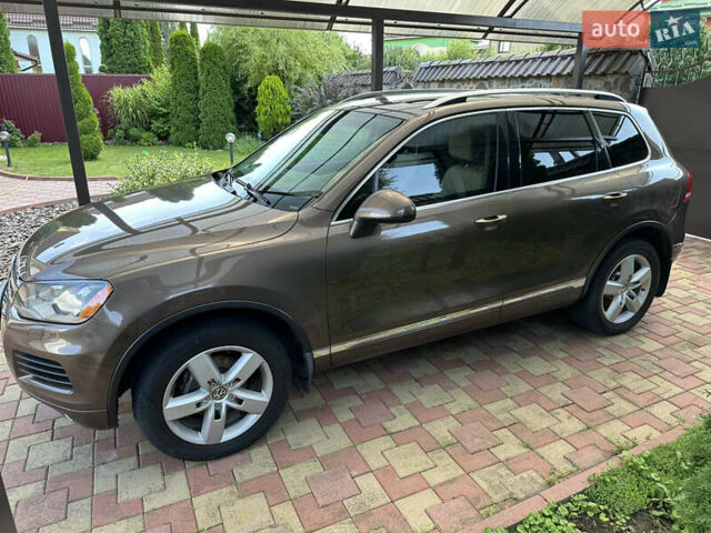 Коричневий Фольксваген Туарег, об'ємом двигуна 3 л та пробігом 280 тис. км за 16500 $, фото 3 на Automoto.ua
