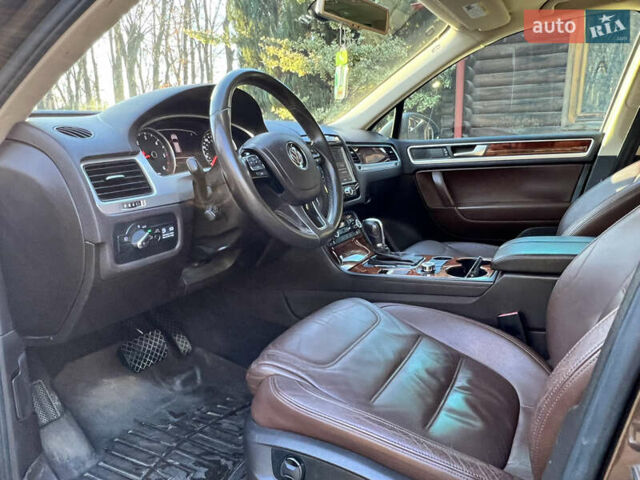 Коричневий Фольксваген Туарег, об'ємом двигуна 3 л та пробігом 245 тис. км за 17999 $, фото 34 на Automoto.ua