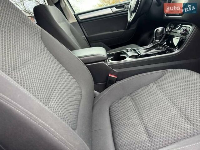 Коричневий Фольксваген Туарег, об'ємом двигуна 0 л та пробігом 199 тис. км за 15999 $, фото 34 на Automoto.ua