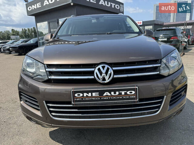Коричневый Фольксваген Туарег, объемом двигателя 2.97 л и пробегом 214 тыс. км за 17490 $, фото 3 на Automoto.ua