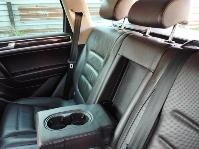 Коричневый Фольксваген Туарег, объемом двигателя 3 л и пробегом 235 тыс. км за 20998 $, фото 18 на Automoto.ua