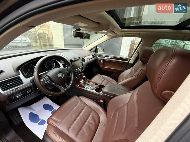 Коричневый Фольксваген Туарег, объемом двигателя 3 л и пробегом 225 тыс. км за 17999 $, фото 31 на Automoto.ua