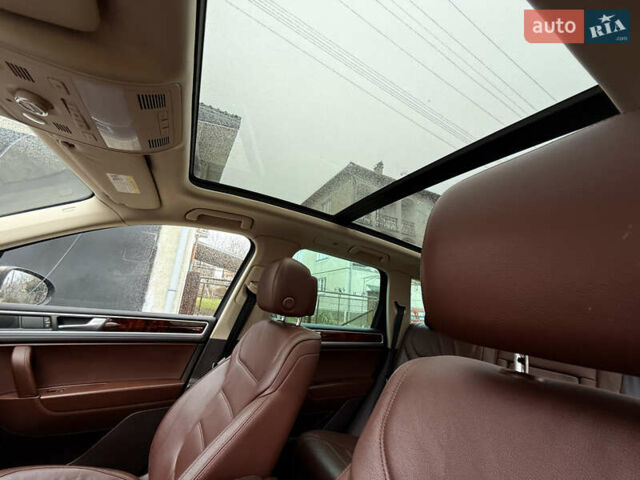 Коричневый Фольксваген Туарег, объемом двигателя 3 л и пробегом 225 тыс. км за 17999 $, фото 25 на Automoto.ua