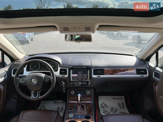 Коричневий Фольксваген Туарег, об'ємом двигуна 3 л та пробігом 251 тис. км за 20900 $, фото 13 на Automoto.ua
