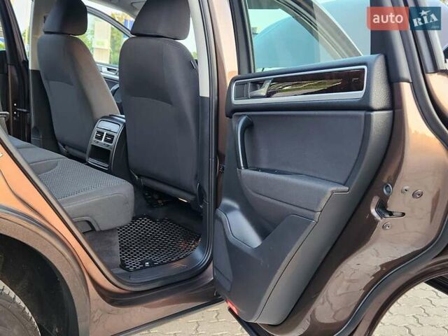 Коричневий Фольксваген Туарег, об'ємом двигуна 2.97 л та пробігом 130 тис. км за 22300 $, фото 43 на Automoto.ua