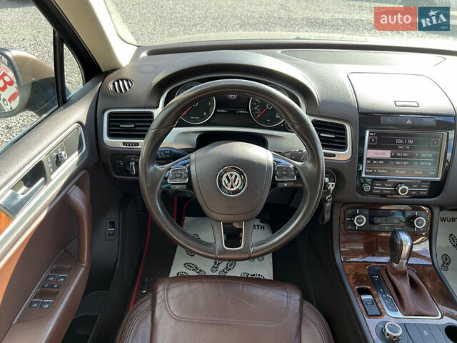 Коричневий Фольксваген Туарег, об'ємом двигуна 3 л та пробігом 251 тис. км за 20900 $, фото 12 на Automoto.ua