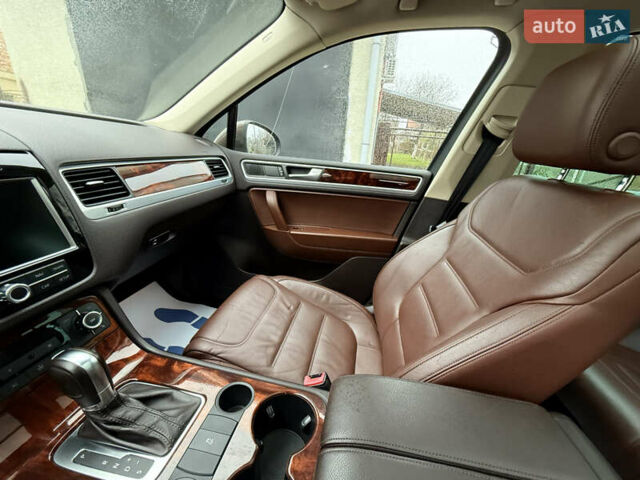 Коричневый Фольксваген Туарег, объемом двигателя 3 л и пробегом 225 тыс. км за 17999 $, фото 24 на Automoto.ua