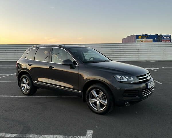 Коричневый Фольксваген Туарег, объемом двигателя 3 л и пробегом 192 тыс. км за 23500 $, фото 9 на Automoto.ua