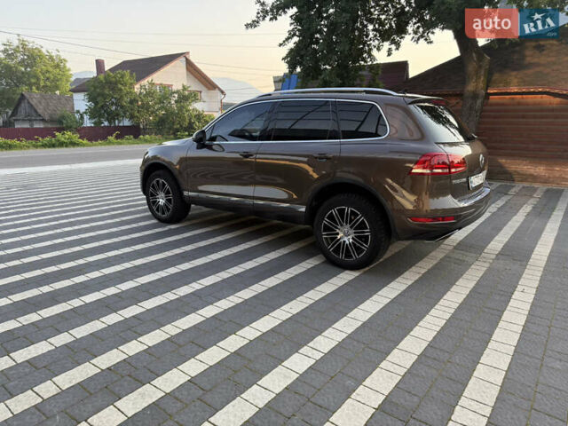 Коричневый Фольксваген Туарег, объемом двигателя 2.97 л и пробегом 228 тыс. км за 18200 $, фото 2 на Automoto.ua