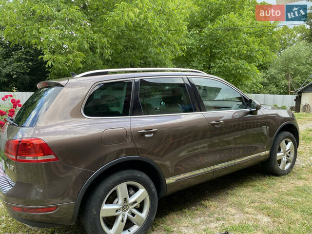 Коричневий Фольксваген Туарег, об'ємом двигуна 2.97 л та пробігом 348 тис. км за 20500 $, фото 2 на Automoto.ua