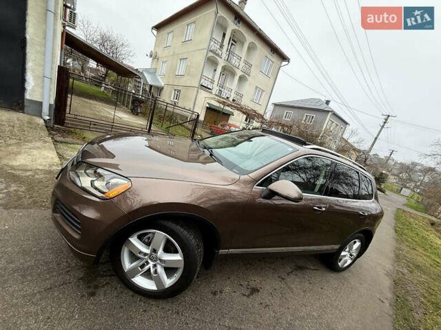 Коричневый Фольксваген Туарег, объемом двигателя 3 л и пробегом 225 тыс. км за 17999 $, фото 3 на Automoto.ua