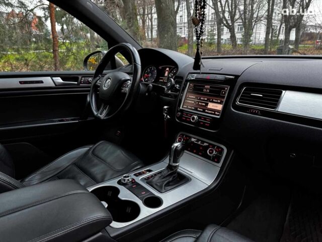 Коричневий Фольксваген Туарег, об'ємом двигуна 3 л та пробігом 296 тис. км за 19390 $, фото 32 на Automoto.ua