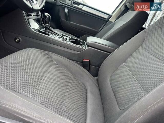 Коричневий Фольксваген Туарег, об'ємом двигуна 0 л та пробігом 199 тис. км за 15999 $, фото 26 на Automoto.ua