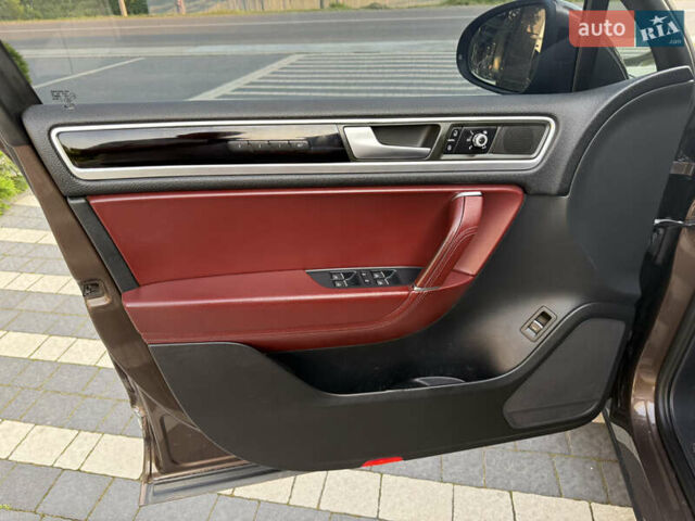 Коричневый Фольксваген Туарег, объемом двигателя 2.97 л и пробегом 228 тыс. км за 18200 $, фото 11 на Automoto.ua