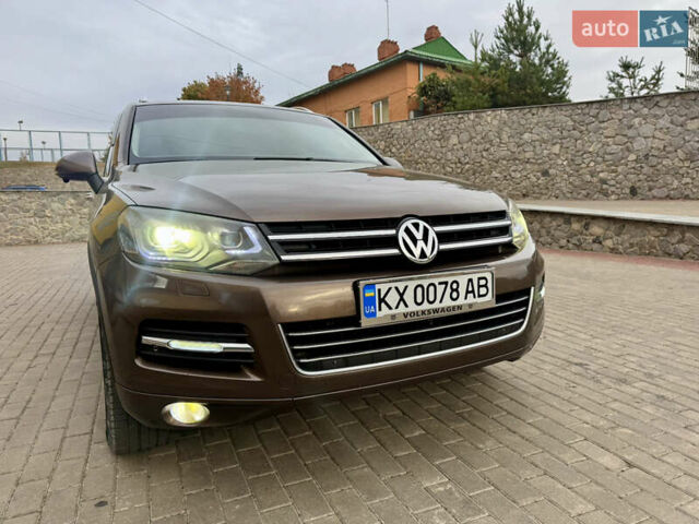 Коричневий Фольксваген Туарег, об'ємом двигуна 2.97 л та пробігом 197 тис. км за 21000 $, фото 2 на Automoto.ua