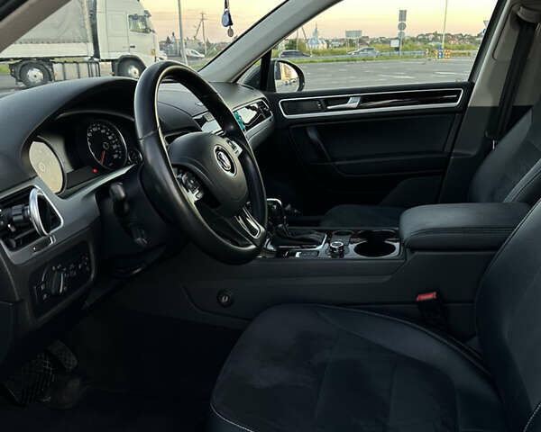 Коричневый Фольксваген Туарег, объемом двигателя 3 л и пробегом 192 тыс. км за 23500 $, фото 23 на Automoto.ua