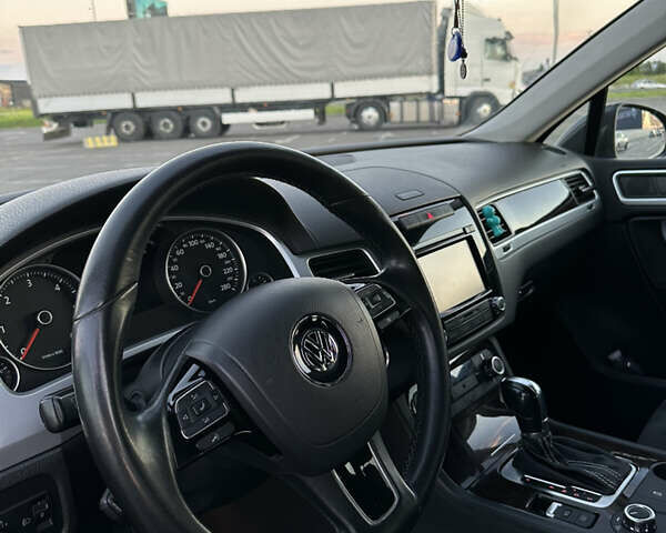 Коричневый Фольксваген Туарег, объемом двигателя 3 л и пробегом 192 тыс. км за 23500 $, фото 14 на Automoto.ua