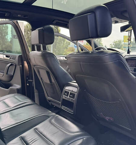 Коричневый Фольксваген Туарег, объемом двигателя 3 л и пробегом 230 тыс. км за 19200 $, фото 21 на Automoto.ua